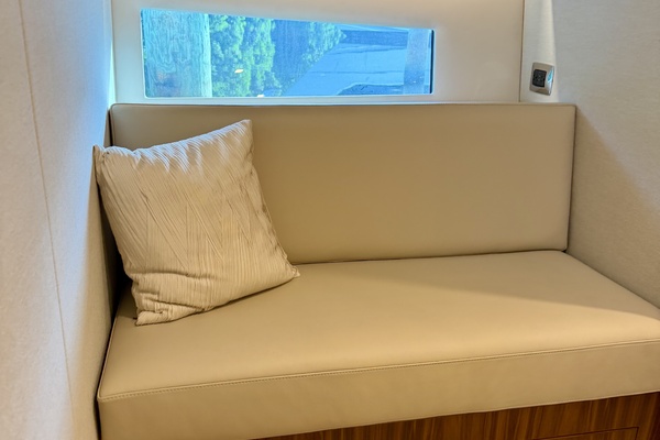 48ft Riviera Yacht For Sale