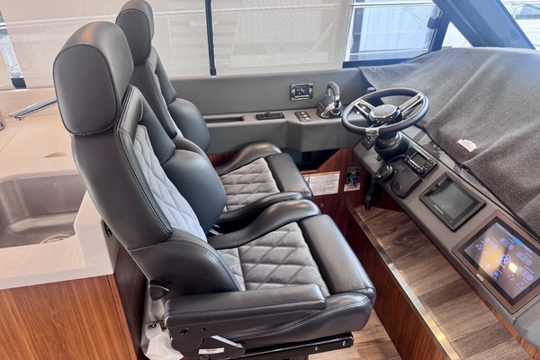 48ft Riviera Yacht For Sale