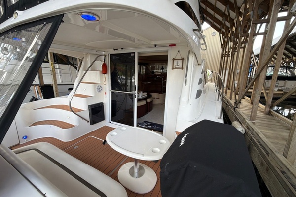 Barefoot Bliss 45ft Sea Ray Yacht For Sale