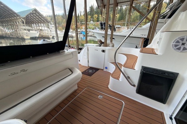 Barefoot Bliss 45ft Sea Ray Yacht For Sale