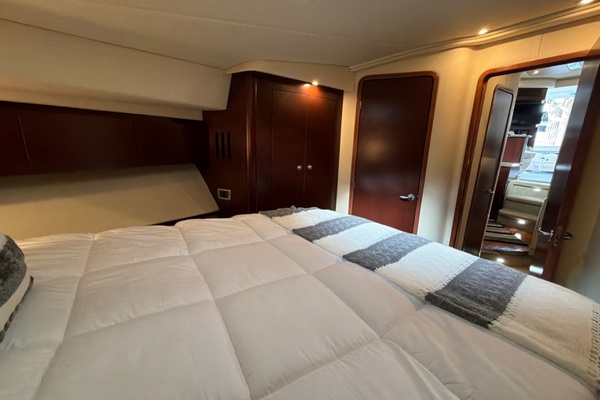 Barefoot Bliss 45ft Sea Ray Yacht For Sale