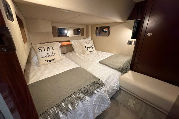 Barefoot Bliss 45ft Sea Ray Yacht For Sale