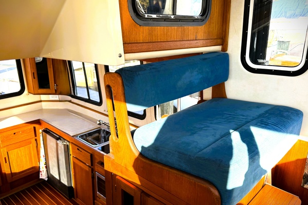 FREDONIA 32ft Nordic Tugs Yacht For Sale