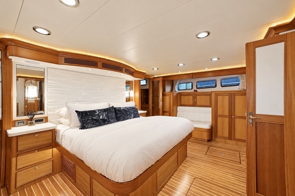 KNOT YET 80ft Marlow Yacht For Sale