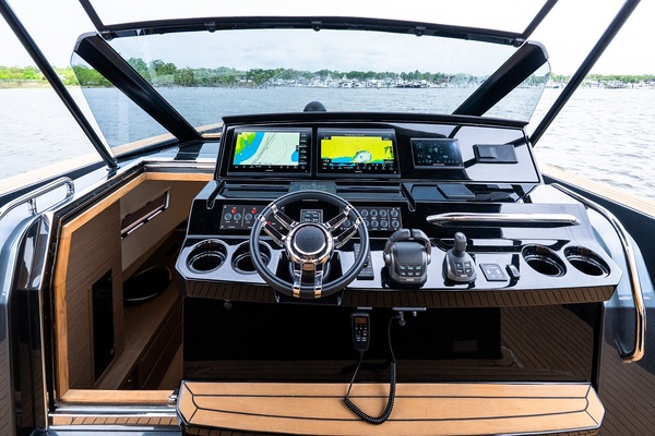 43ft Pardo Yachts Yacht For Sale