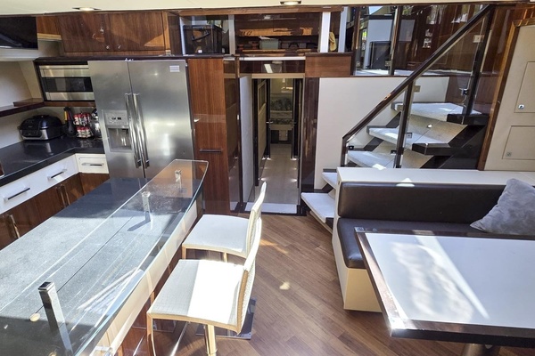 2012Lazzara Yachts 92 ft LSX 92   HELIOS