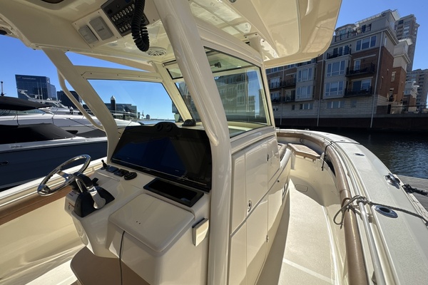 2018Scout 35 ft 350 LXF