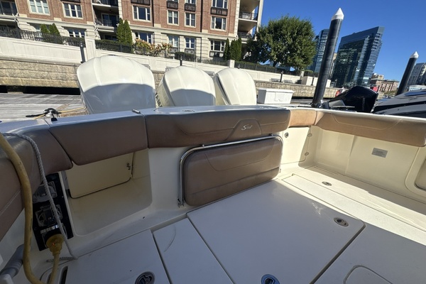 2018Scout 35 ft 350 LXF
