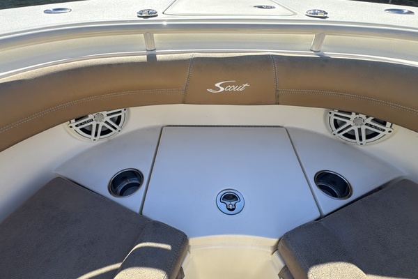 2018Scout 35 ft 350 LXF