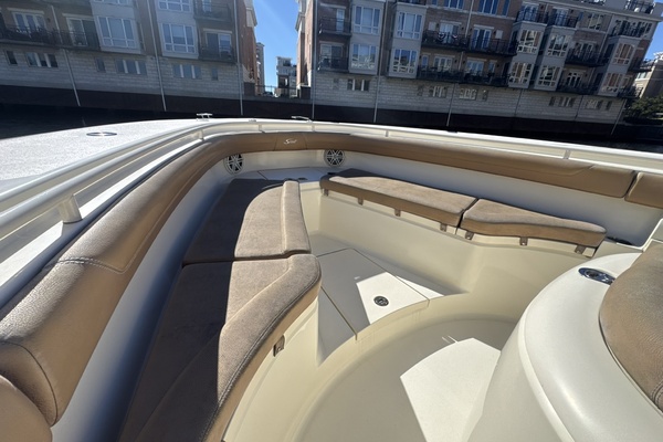 2018Scout 35 ft 350 LXF