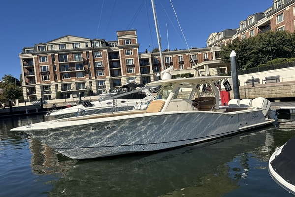 2018Scout 35 ft 350 LXF
