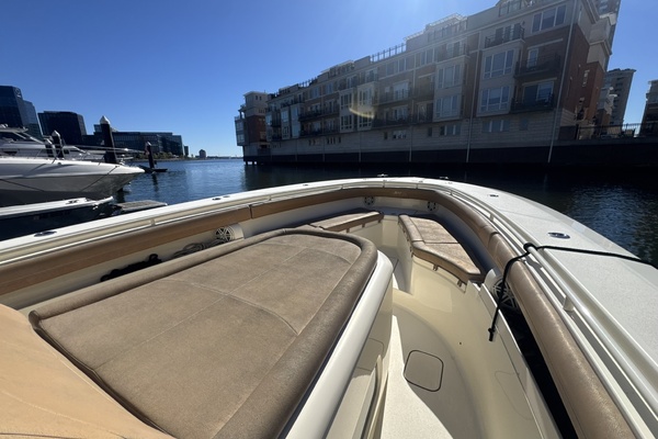 2018Scout 35 ft 350 LXF