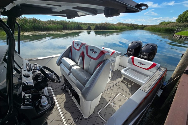 Recusal 32ft Sunsation Yacht For Sale