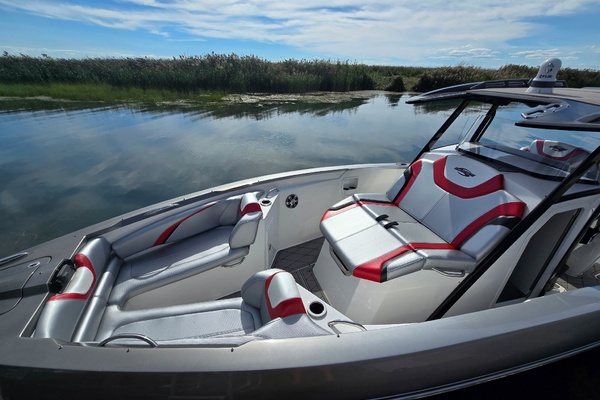 Recusal 32ft Sunsation Yacht For Sale
