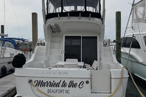Married To The C 38ft Carver Yacht For Sale