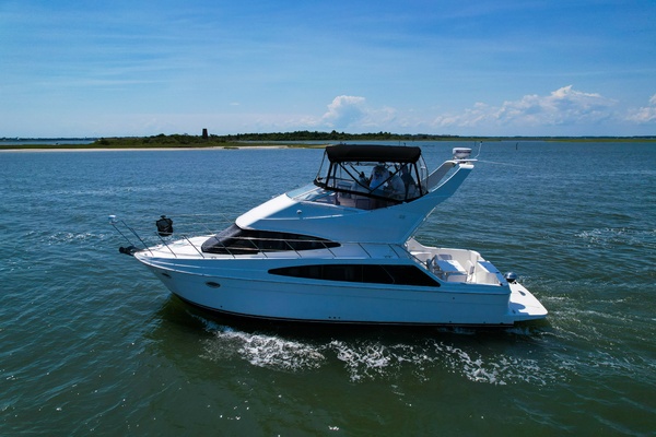 2005 Carver 38 Super Sport