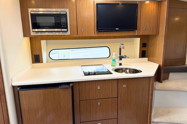 Margaret Mae 35ft Cruisers Yachts Yacht For Sale