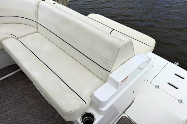Margaret Mae 35ft Cruisers Yachts Yacht For Sale