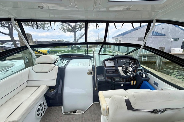 Margaret Mae 35ft Cruisers Yachts Yacht For Sale