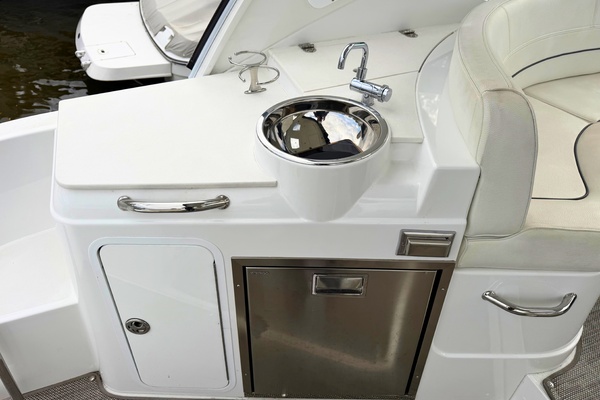 Margaret Mae 35ft Cruisers Yachts Yacht For Sale
