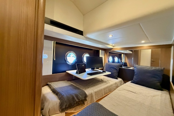 HEJ HEJ 52ft Absolute Yacht For Sale