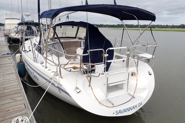 Two by Sea 36ft Catalina Yacht For Sale