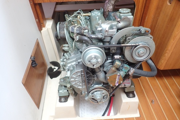 Two by Sea 36ft Catalina Yacht For Sale