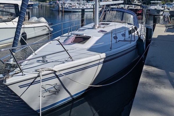 Two by Sea 36ft Catalina Yacht For Sale