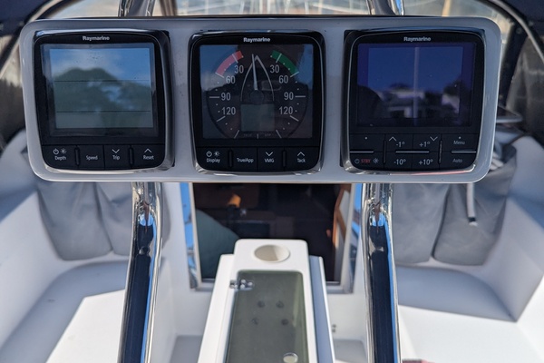 Two by Sea 36ft Catalina Yacht For Sale
