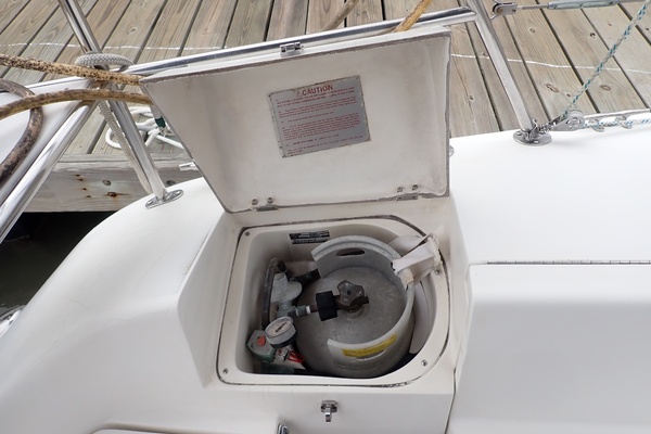 Two by Sea 36ft Catalina Yacht For Sale