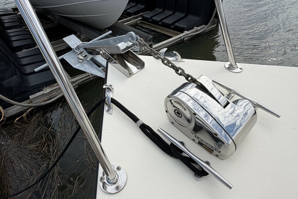 Broad Water 24ft Eastern Yacht For Sale