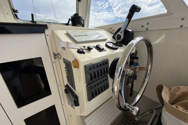 Broad Water 24ft Eastern Yacht For Sale