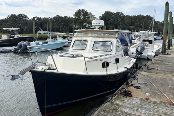 Broad Water 24ft Eastern Yacht For Sale