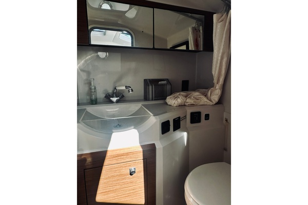 Cruisers 32ft Cruisers Sport Series Yacht For Sale