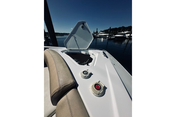 Cruisers 32ft Cruisers Sport Series Yacht For Sale