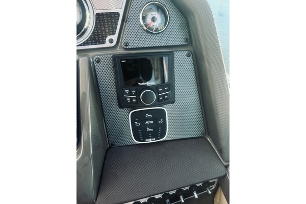 Cruisers 32ft Cruisers Sport Series Yacht For Sale
