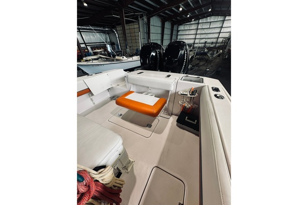 33ft Donzi Yacht For Sale