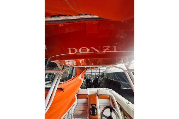 33ft Donzi Yacht For Sale