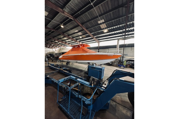 33ft Donzi Yacht For Sale