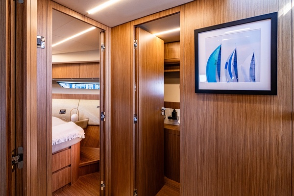 44ft Chris Craft Yacht For Sale