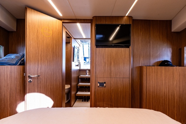 44ft Chris Craft Yacht For Sale