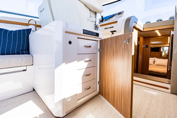 44ft Chris Craft Yacht For Sale