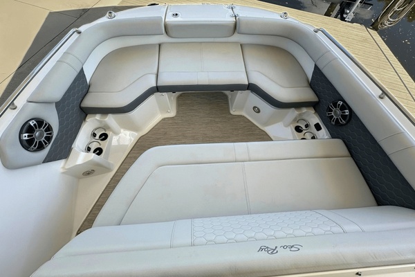 25ft Sea Ray Yacht For Sale