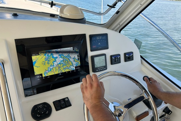 Old Sport 29ft MJM Yacht For Sale