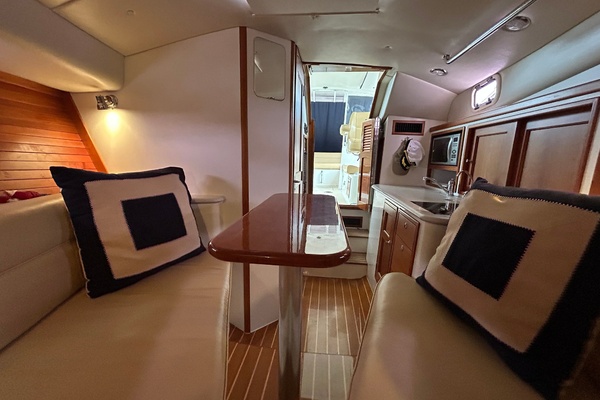 Old Sport 29ft MJM Yacht For Sale
