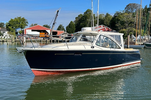 Old Sport 29ft MJM Yacht For Sale