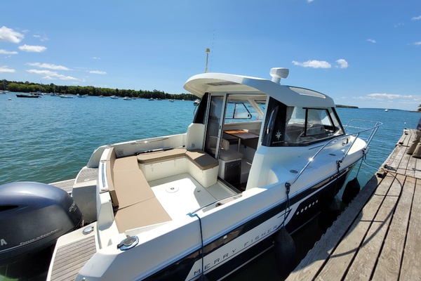 Hat Trick 23ft Jeanneau Yacht For Sale