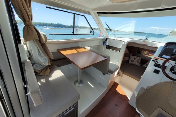 Hat Trick 23ft Jeanneau Yacht For Sale