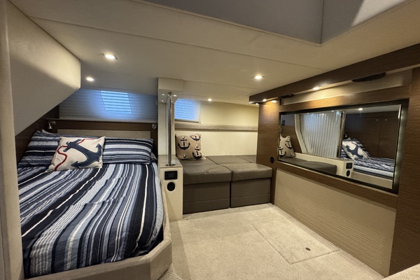 BONE VOYAGE III 45ft Cruisers Yachts Yacht For Sale
