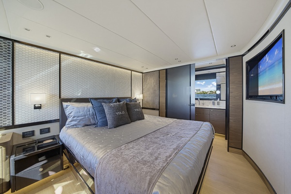 YOLO 68ft Absolute Yacht For Sale